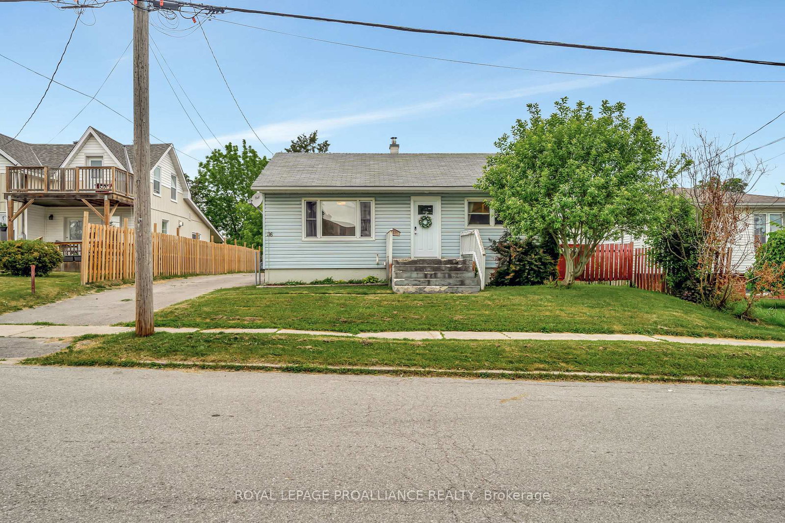 36-alfred-street-quinte-west-ontario-x12241605