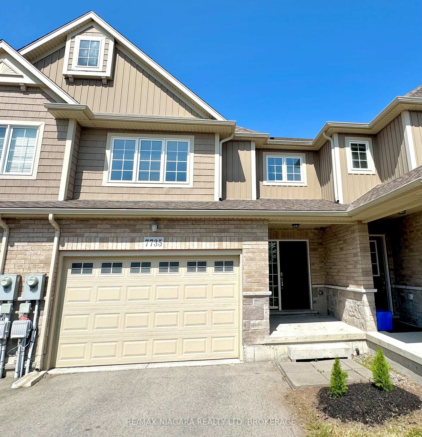 7735-shaw-street-niagara-falls-ontario-x12241616