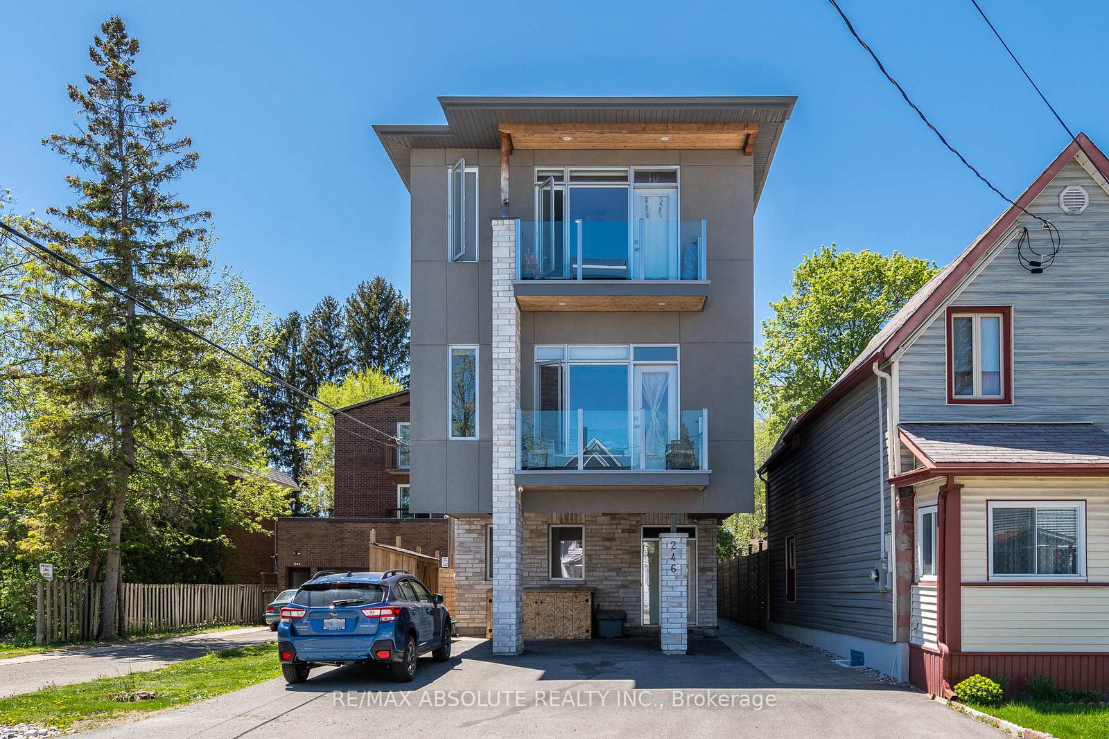 246-westhaven-crescent-ottawa-ontario-x12241661