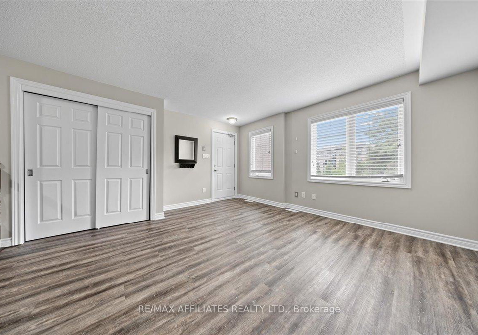 2titanium-private-ottawa-ontario-x12241680