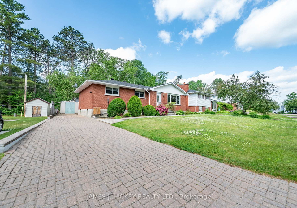 19-wolfe-avenue-deep-river-ontario-x12242287