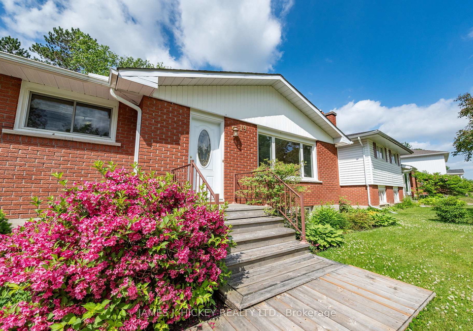19-wolfe-avenue-deep-river-ontario-x12242287