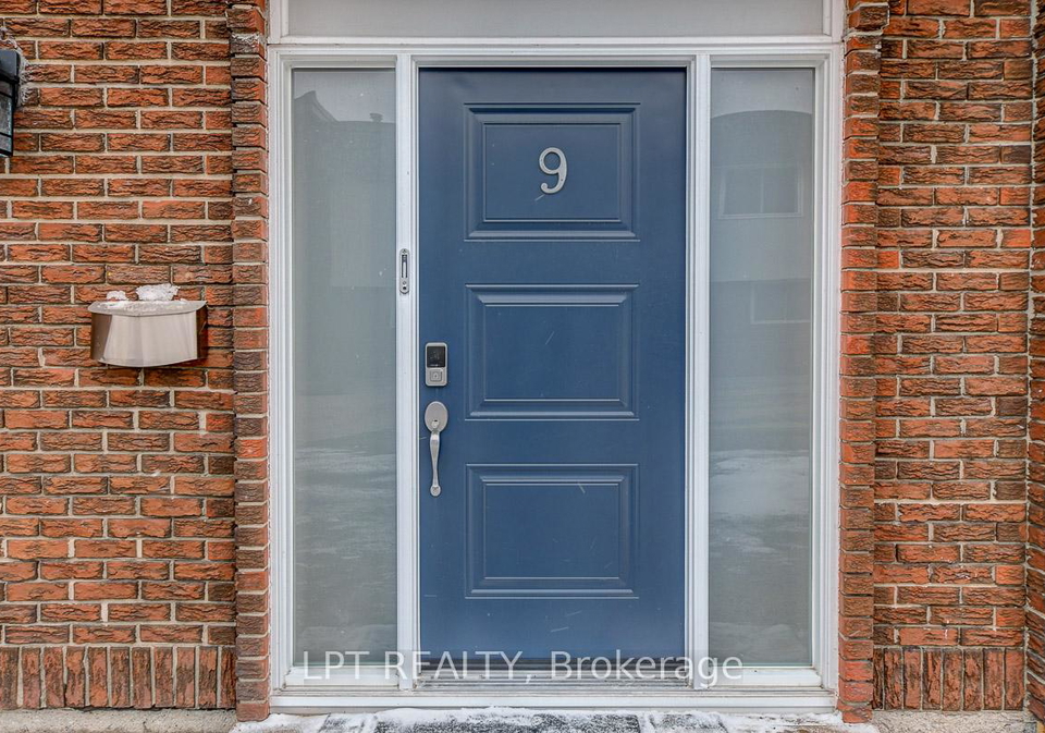1821-walkley-road-ottawa-ontario-x12242368