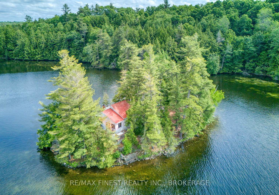 259-island-1-frontenac-ontario-x12242401