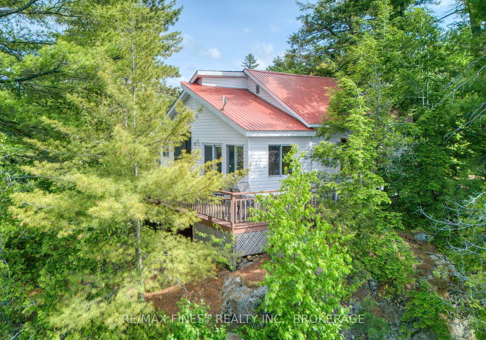 259-island-1-frontenac-ontario-x12242401