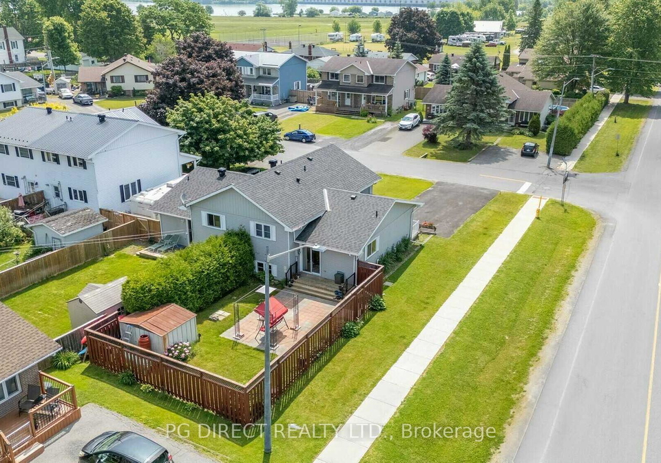 1-carman-court-south-dundas-ontario-x12242606