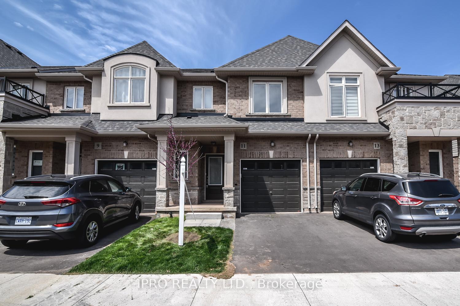 11-mockingbird-lane-e-hamilton-ontario-x12242656