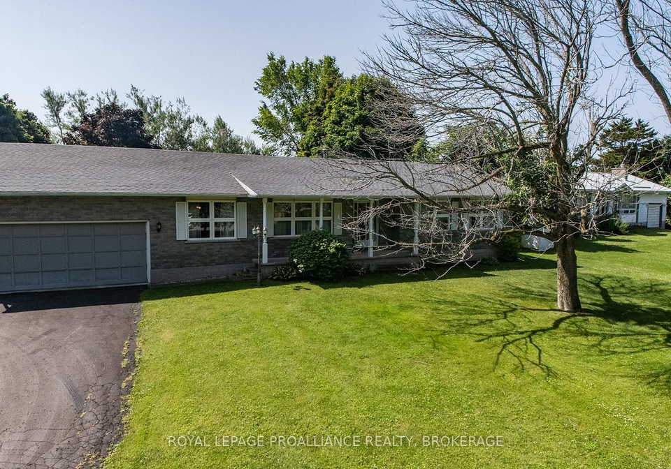 25-hillcrest-road-frontenac-islands-ontario-x12242712