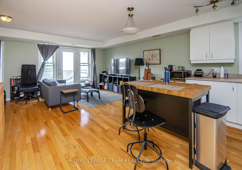 258-260-st-andrew-street-ottawa-ontario-x12242756