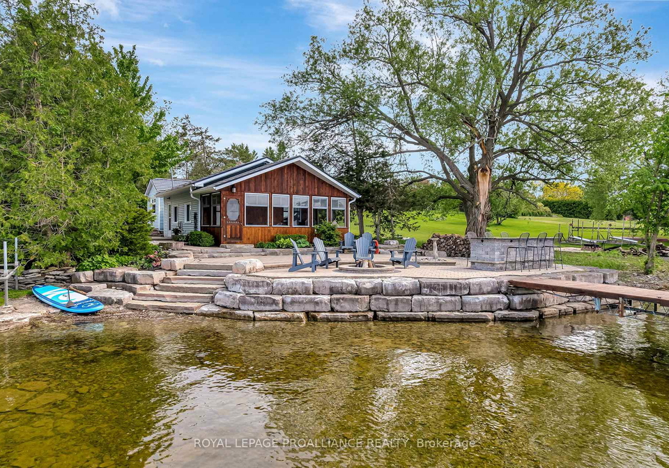 441b-massassauga-road-prince-edward-county-ontario-x12242828