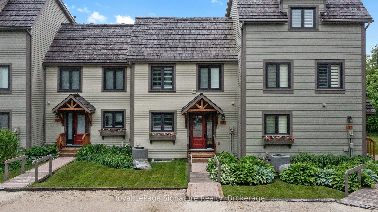 6bay-street-w-blue-mountains-ontario-x12242843