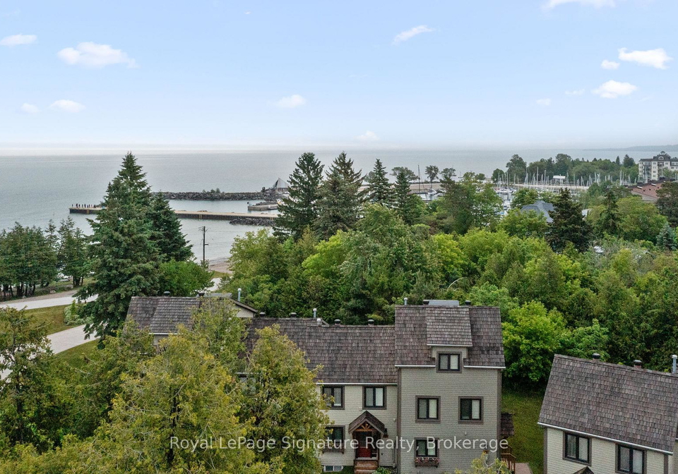 6bay-street-w-blue-mountains-ontario-x12242843
