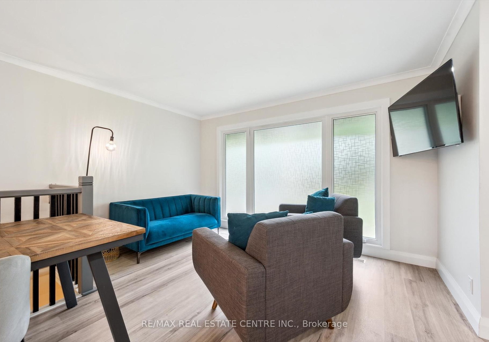 20-graystone-avenue-kitchener-ontario-x12242862
