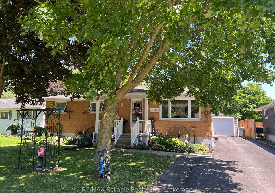 182-jarvis-street-s-huron-east-ontario-x12242959
