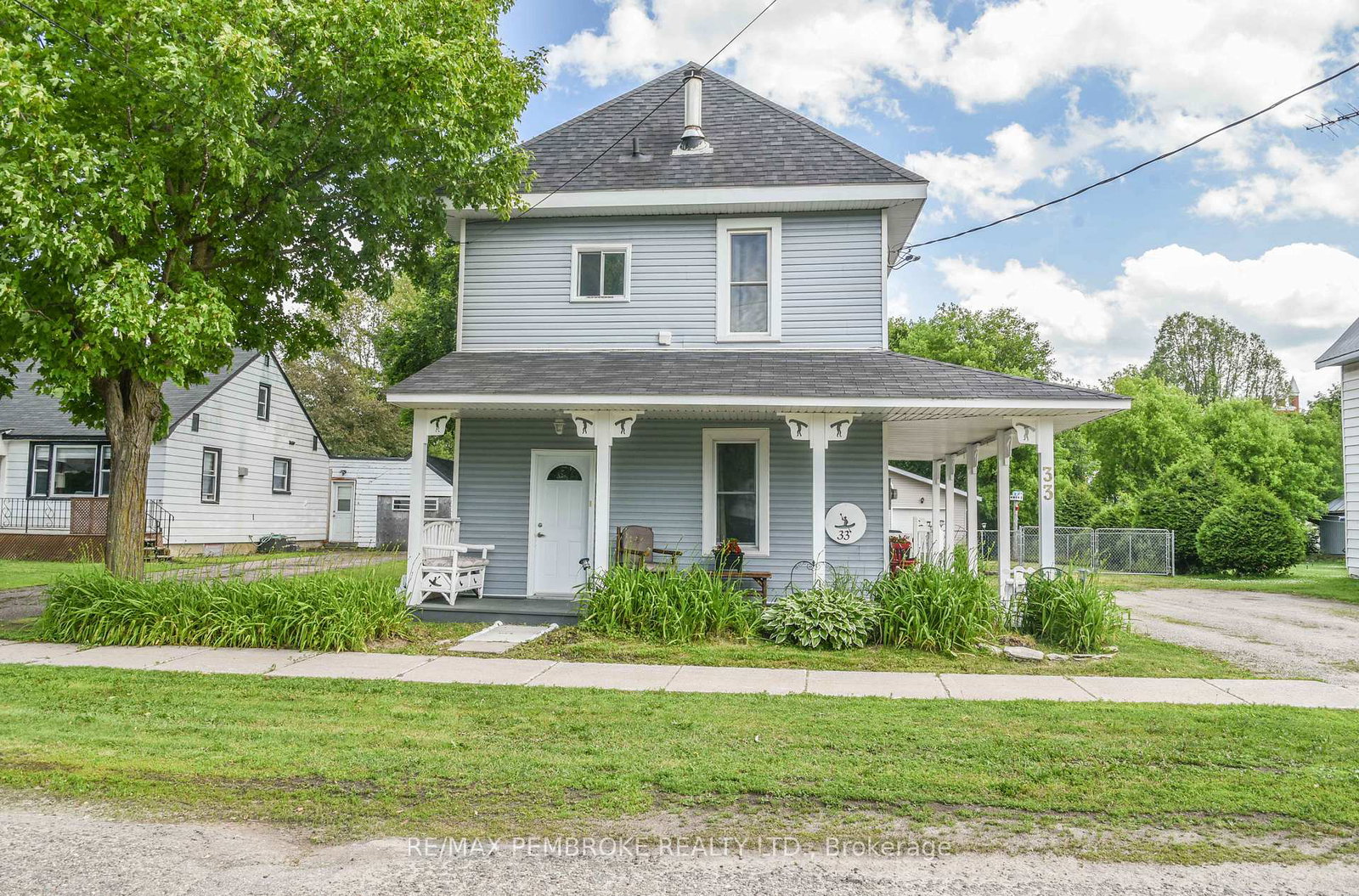 33-hume-street-whitewater-region-ontario-x12242989