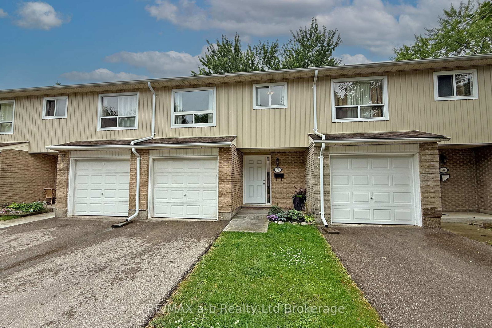 2bluevale-street-n-waterloo-ontario-x12242999
