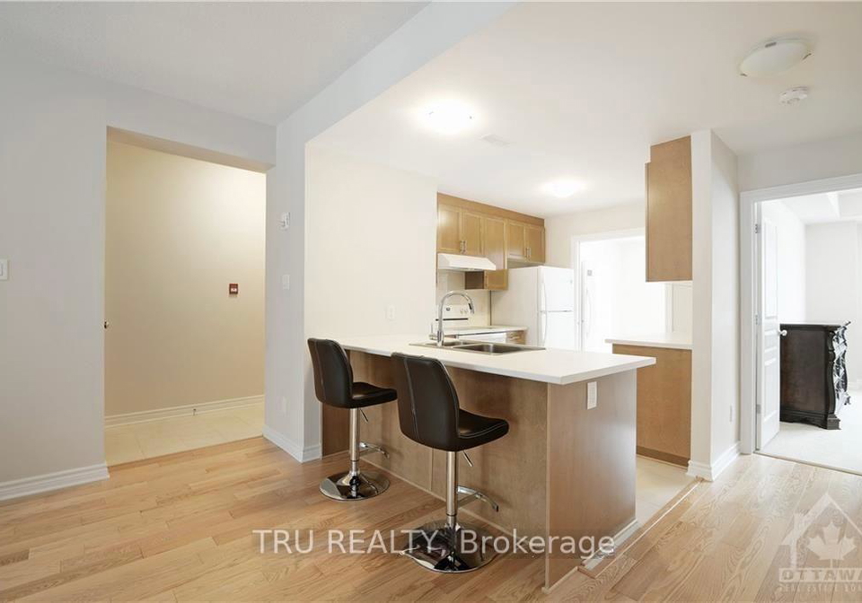 1020-beryl-private-ottawa-ontario-x12243076