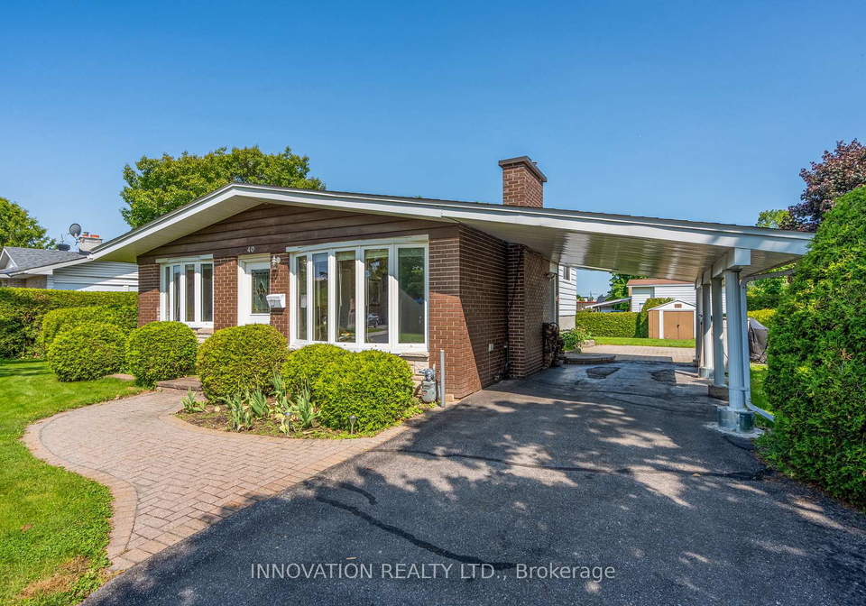 40-hadley-circle-ottawa-ontario-x12243205