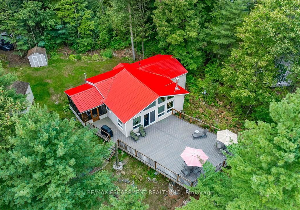 1076-thanksgiving-rock-way-gravenhurst-ontario-x12243298