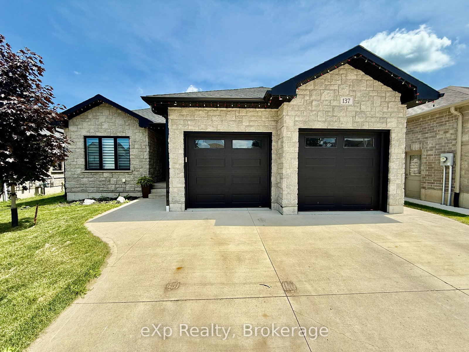 137-17th-avenue-a-hanover-ontario-x12243377