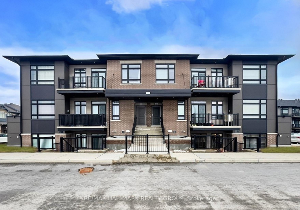 320-tulum-crescent-kanata-ontario-x12243408