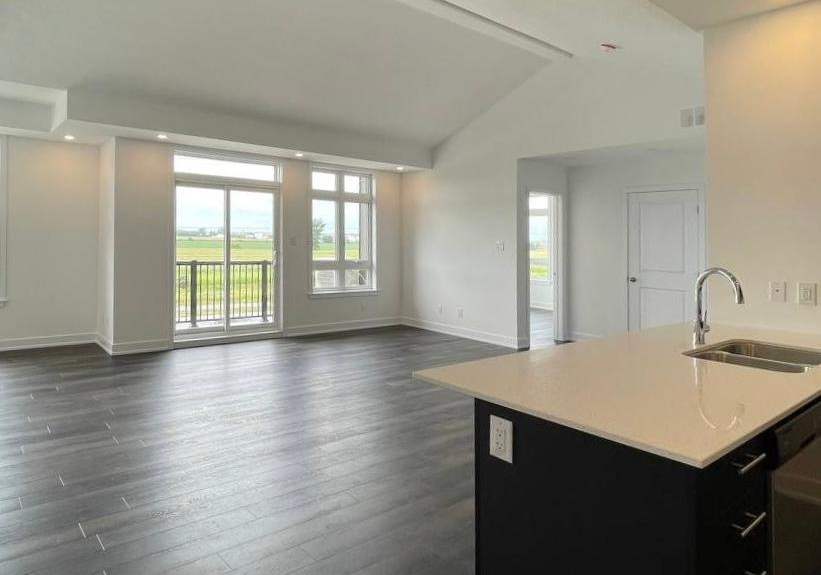 320-tulum-crescent-kanata-ontario-x12243408