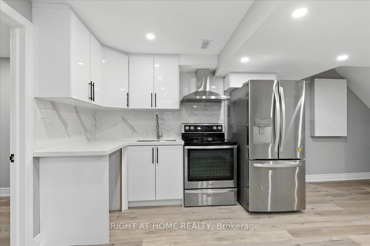 1-lorilee-crescent-kitchener-ontario-x12243506