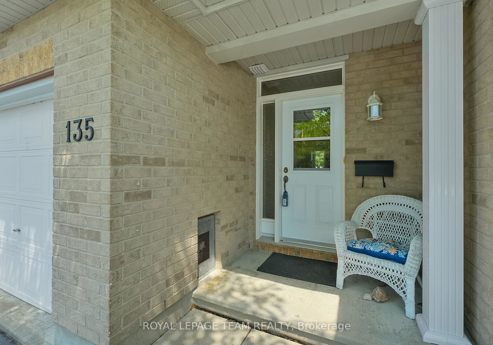 135-talltree-crescent-ottawa-ontario-x12243623