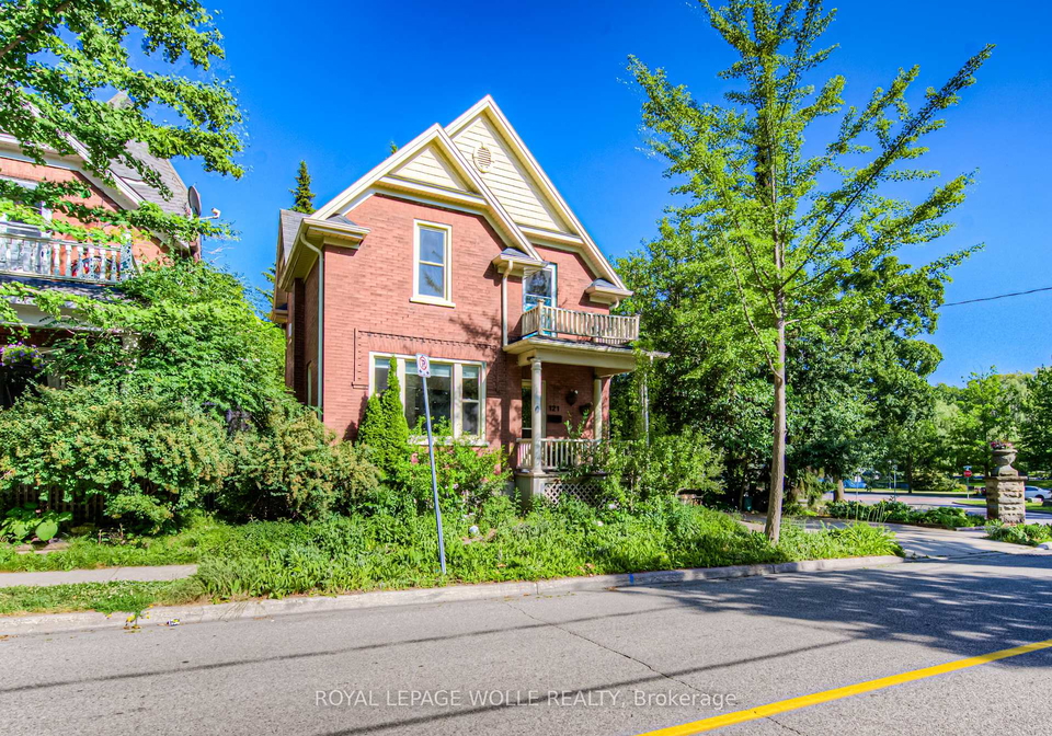 121-water-street-s-kitchener-ontario-x12243663