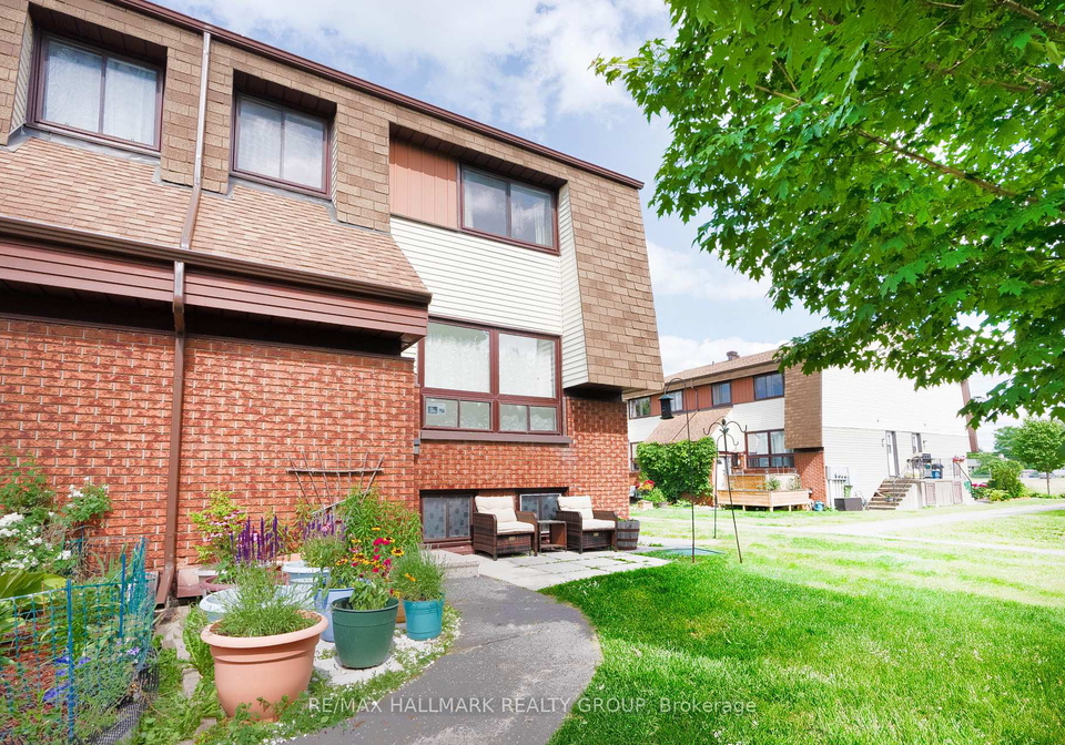 22-woodvale-green-ottawa-ontario-x12243686