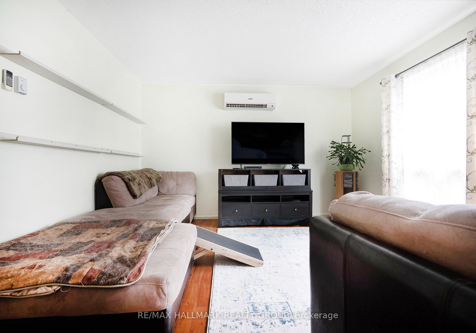 22-woodvale-green-ottawa-ontario-x12243686