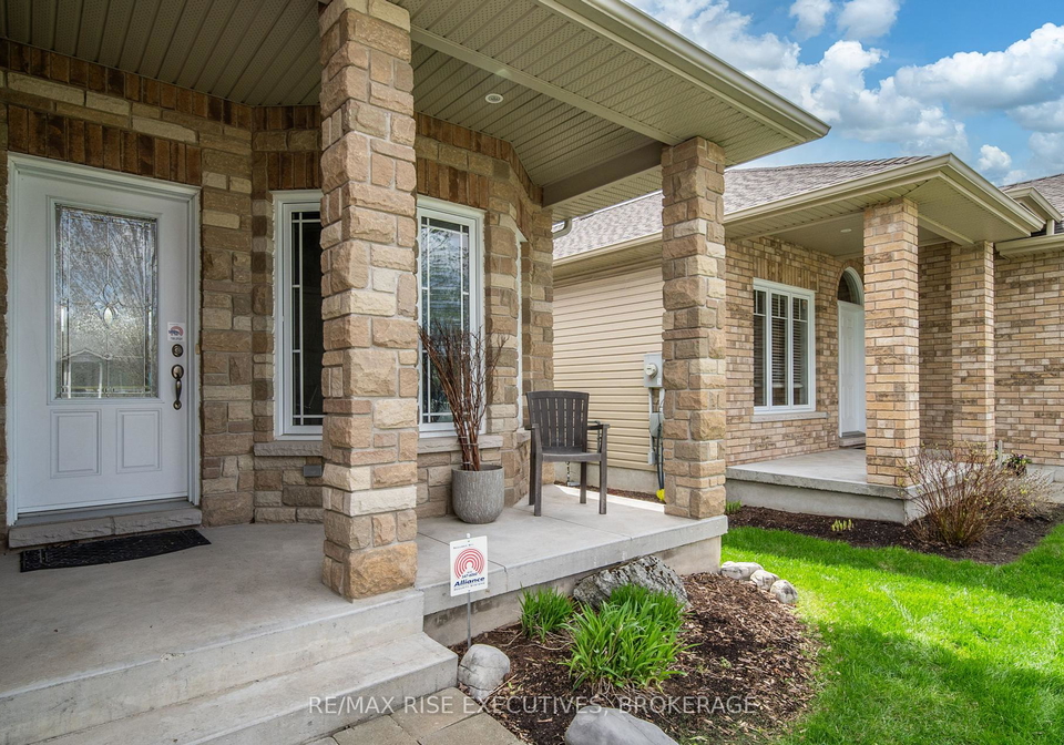 1089-crossfield-avenue-kingston-ontario-x12243698