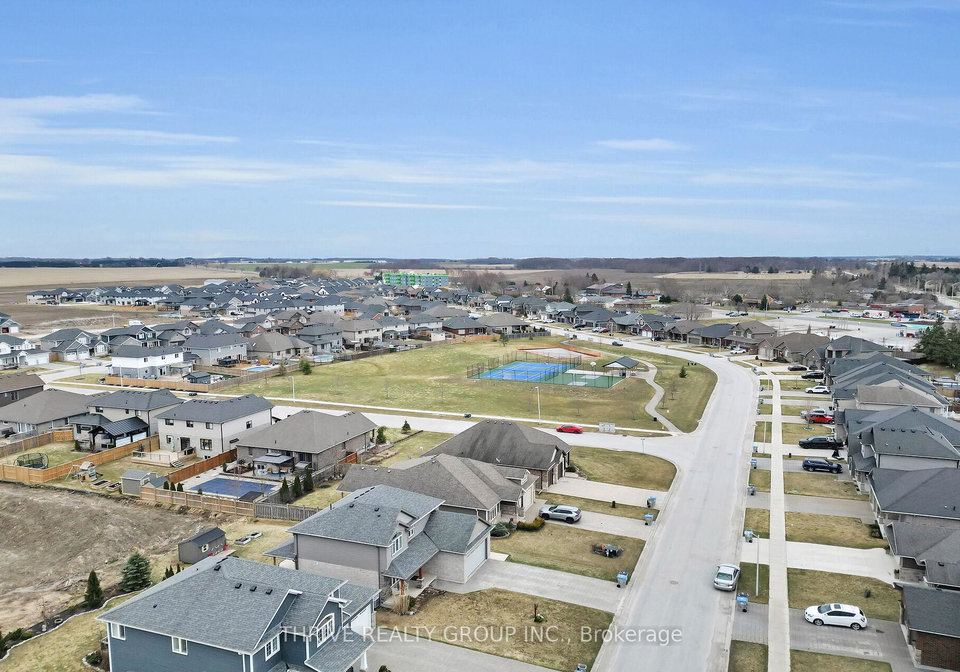 178-spencer-avenue-lucan-biddulph-ontario-x12243746