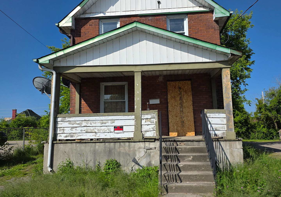 253-second-avenue-w-north-bay-ontario-x12243758