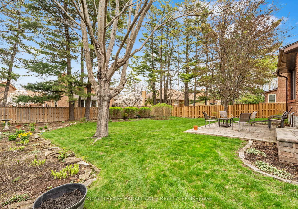 562-sycamore-street-kingston-ontario-x12243810