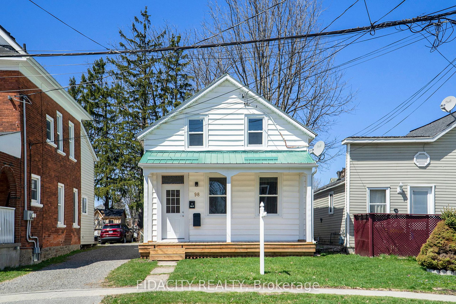 98-main-street-e-smiths-falls-ontario-x12243889