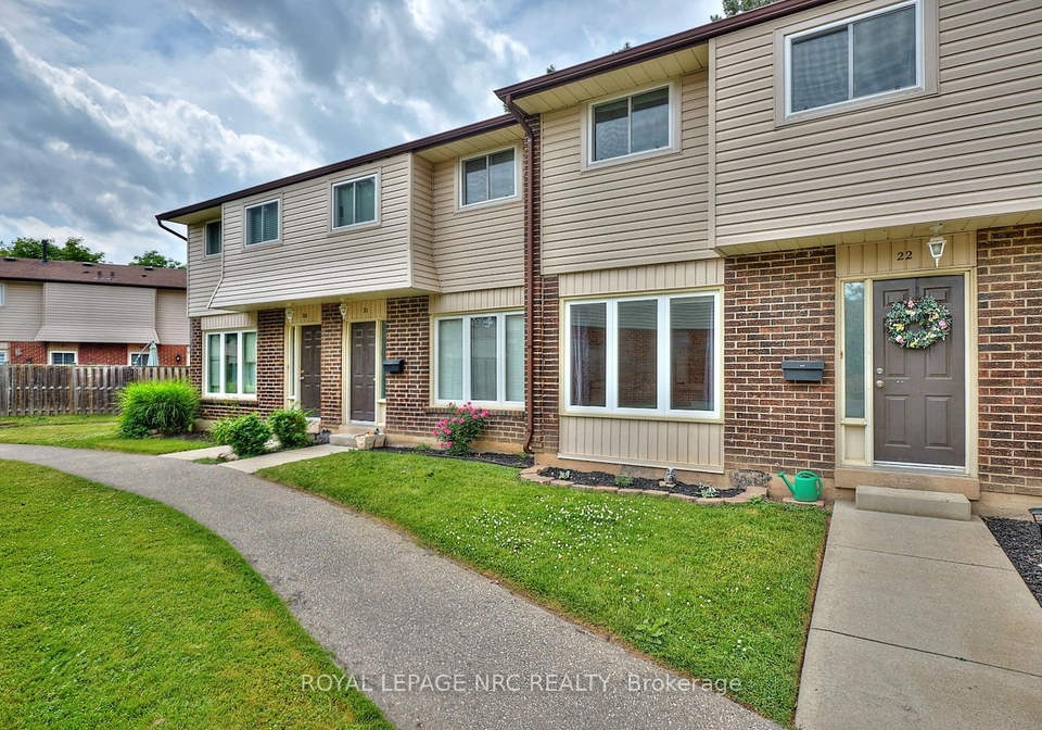2-weiden-street-st-catharines-ontario-x12243989