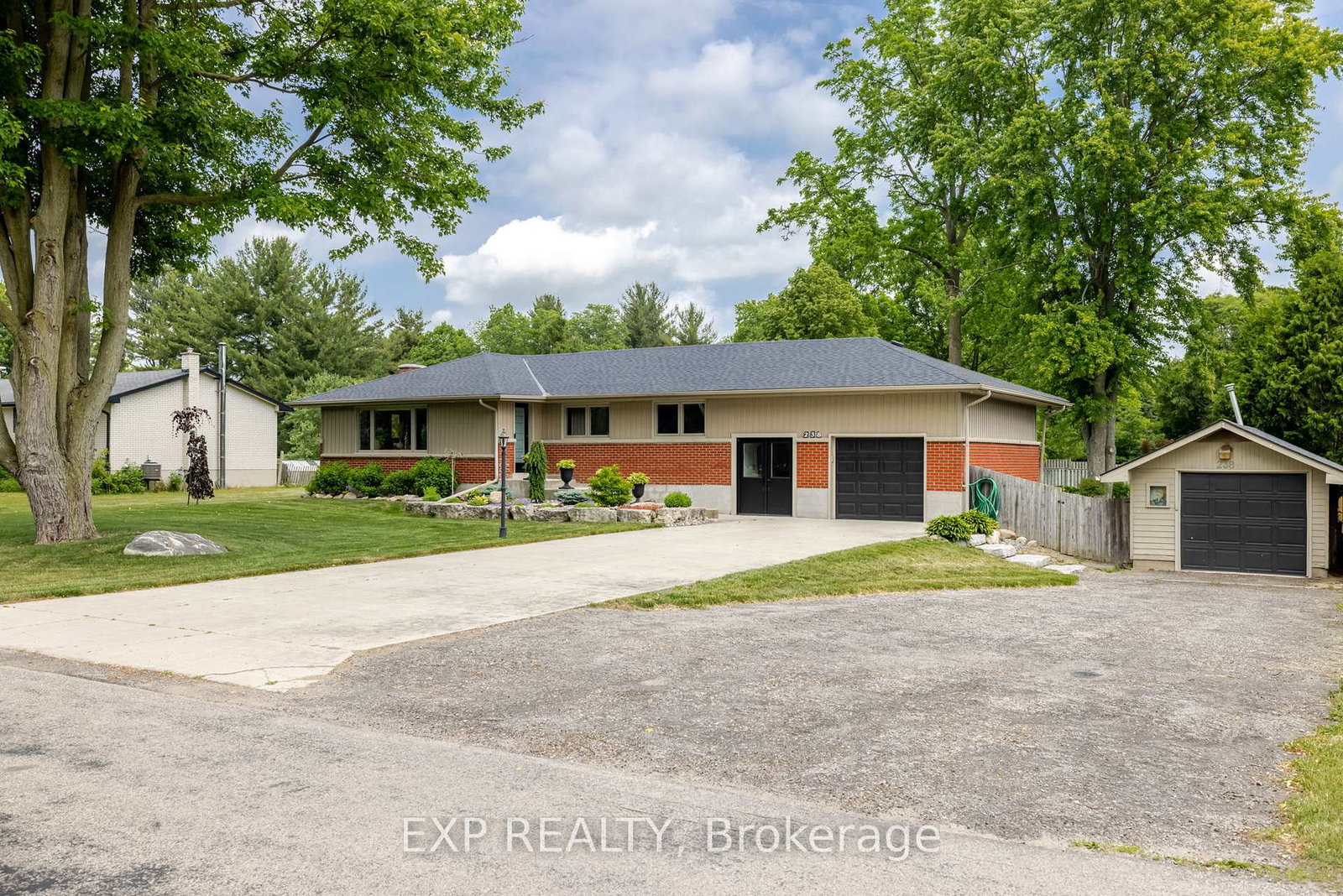 238-minnie-street-thames-centre-ontario-x12244055