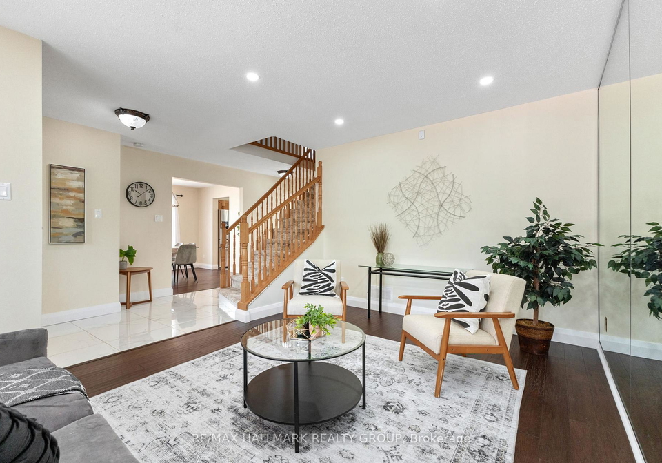 19-notman-way-ottawa-ontario-x12244100