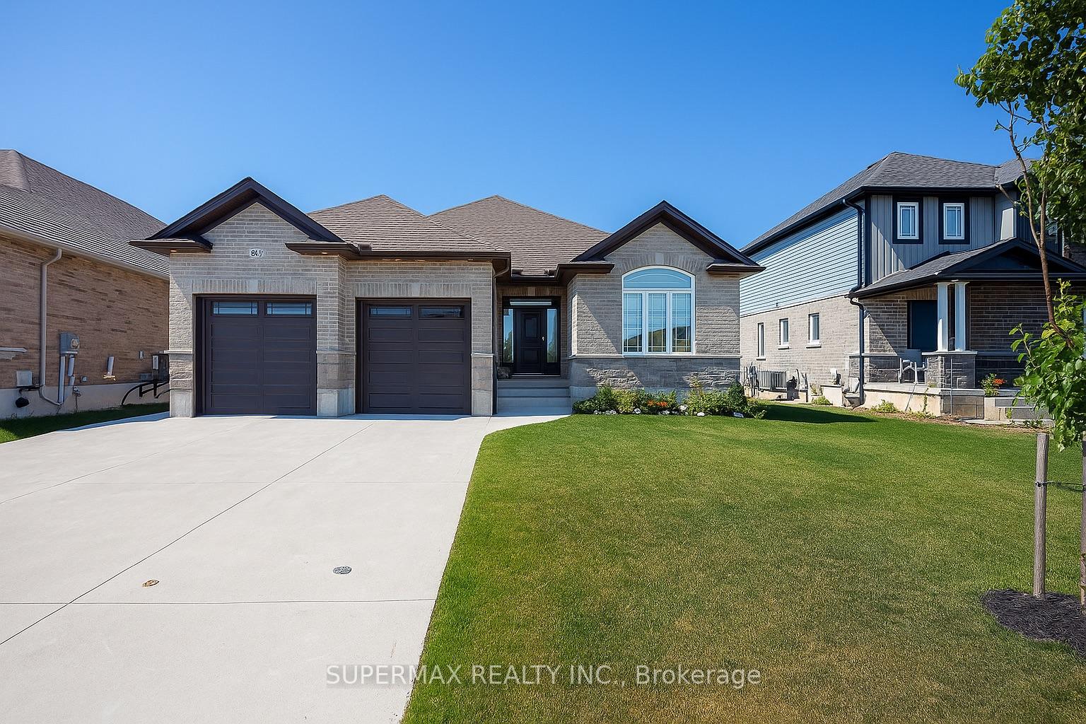82-forbes-crescent-north-perth-ontario-x12244144
