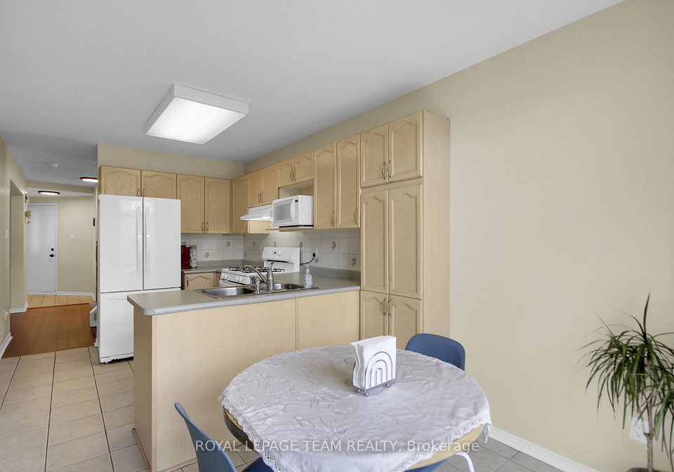 102-longshire-circle-ottawa-ontario-x12244162