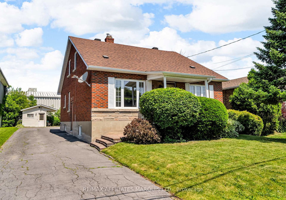 15-15a-christy-street-cornwall-ontario-x12244290