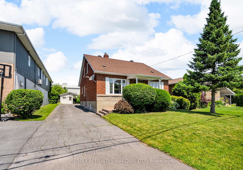 15-15a-christy-street-cornwall-ontario-x12244290