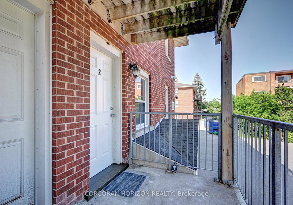 1230-queens-boulevard-kitchener-ontario-x12244437