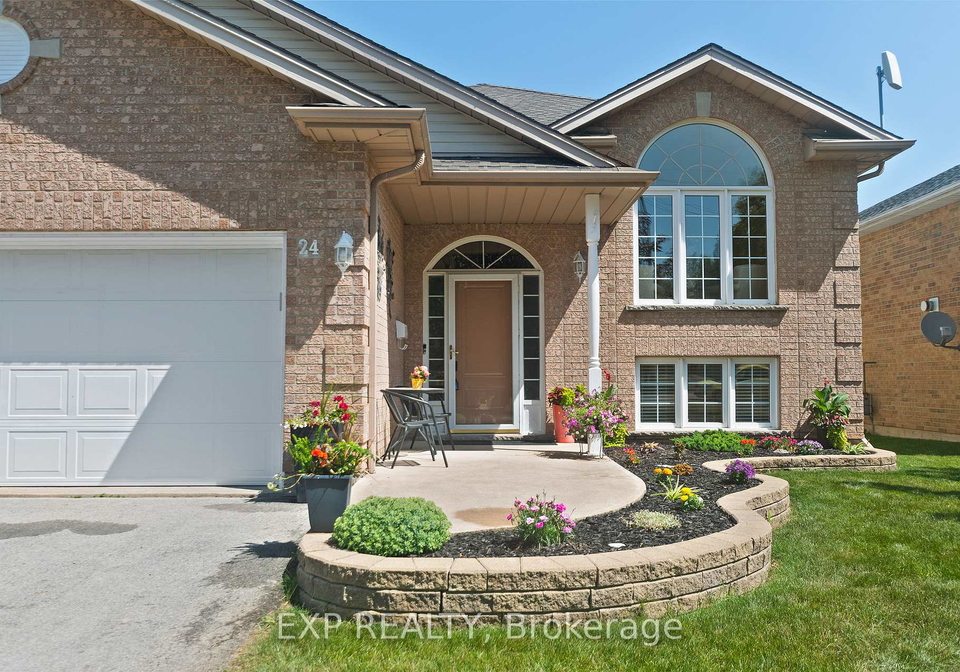 24-quaker-road-welland-ontario-x12244529