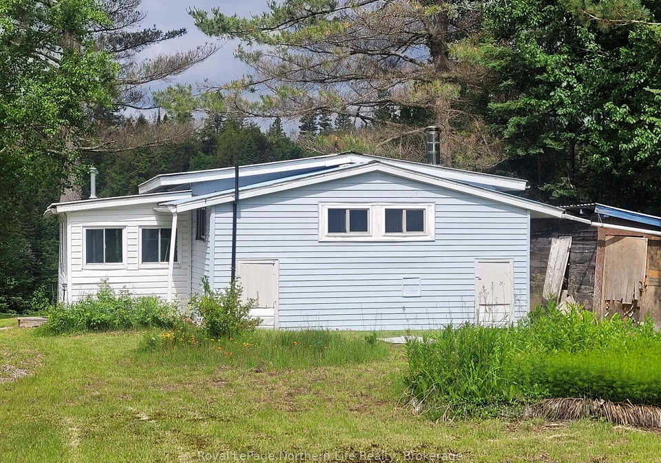 pt-lt-1-5-concession-mattawan-ontario-x12244646