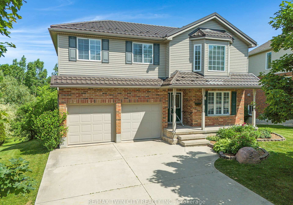 3-firella-place-wellesley-ontario-x12244715