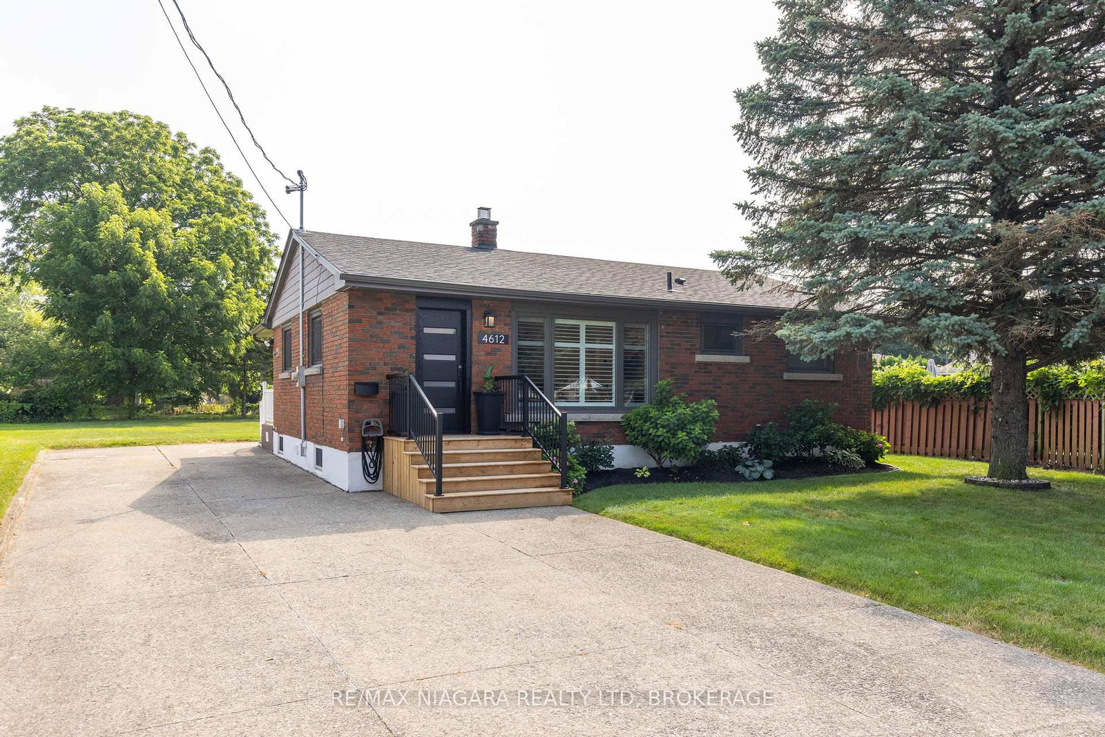4612-nancy-drive-niagara-falls-ontario-x12244770