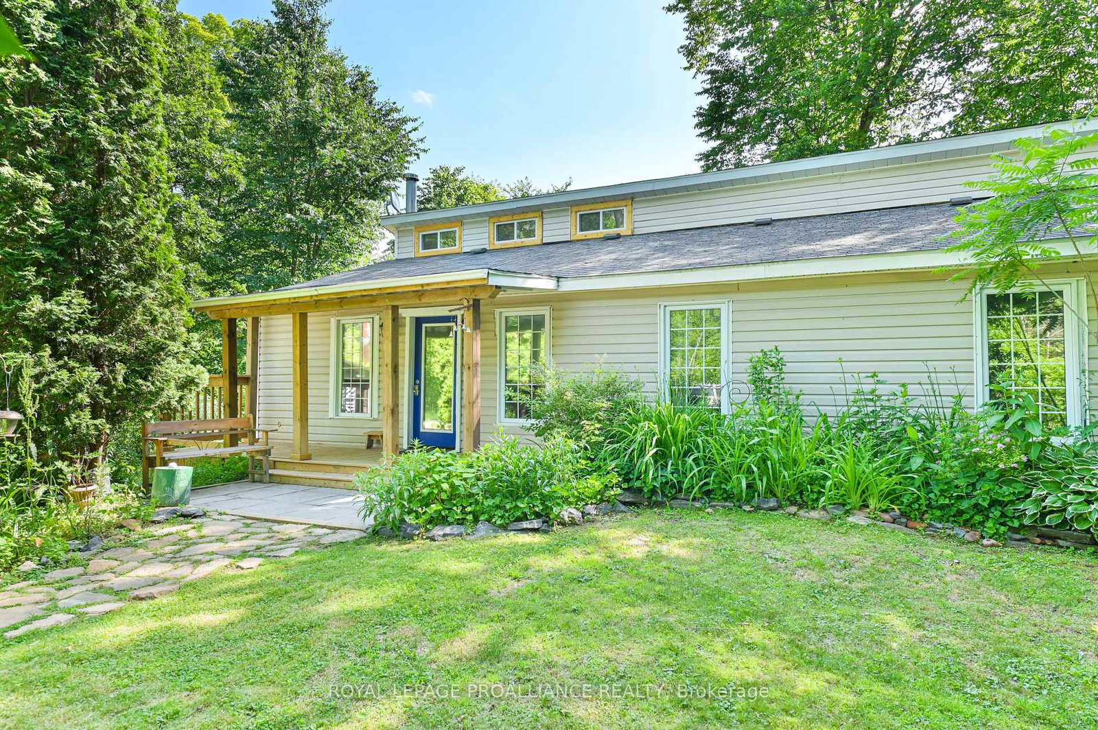 2704-elm-tree-road-central-frontenac-ontario-x12244881