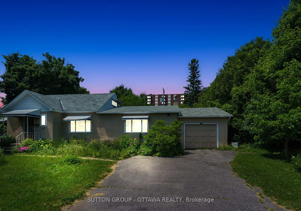 15-granton-avenue-ottawa-ontario-x12244902